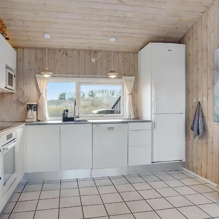 Casa vacanze In With Kitchen Hjørring